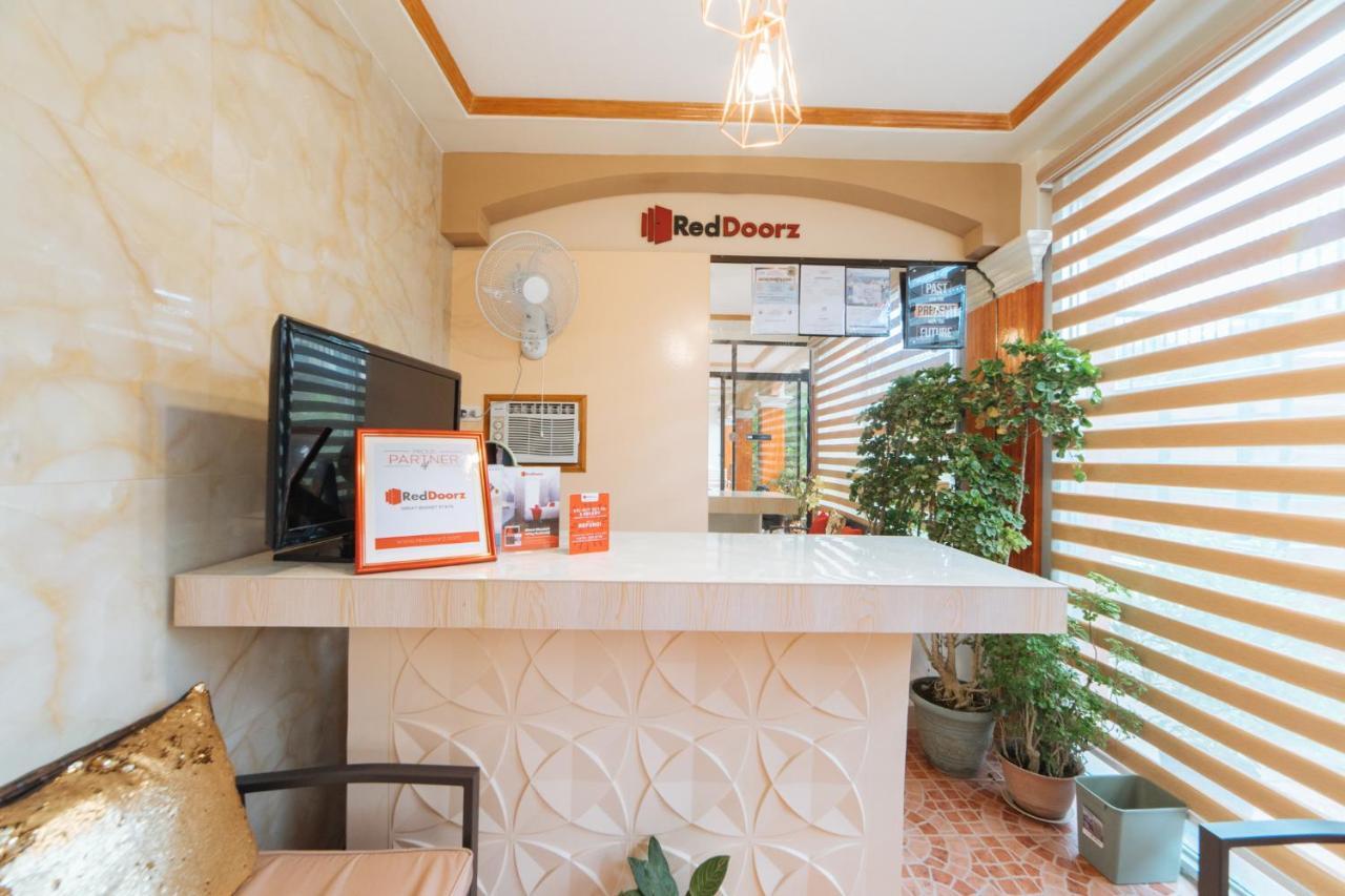 Готель Reddoorz @ Q Abeto Street Mandurriao Ілоіло Екстер'єр фото
